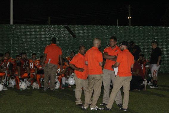 Coach Luis Antonio Segundo Molina coordinador ofensivo
